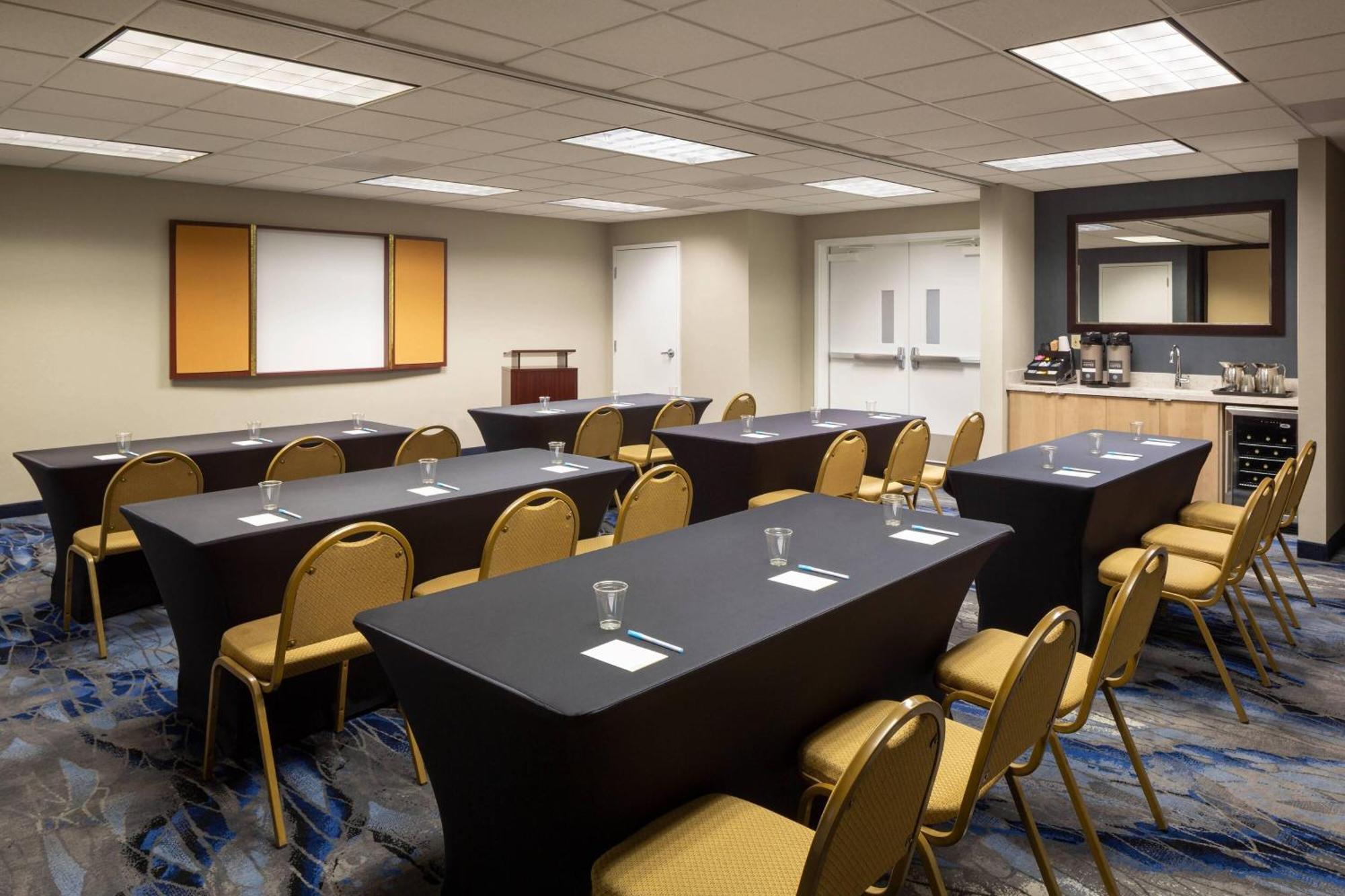Fairfield Inn And Suites By Marriott Napa American Canyon Buitenkant foto